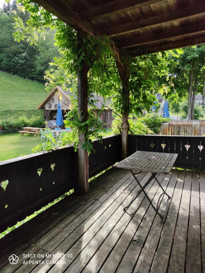 Landhof Schober Appartementen Weissbriach Bagian luar foto