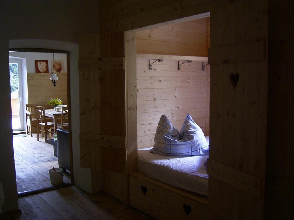 Landhof Schober Appartementen Weissbriach Bagian luar foto