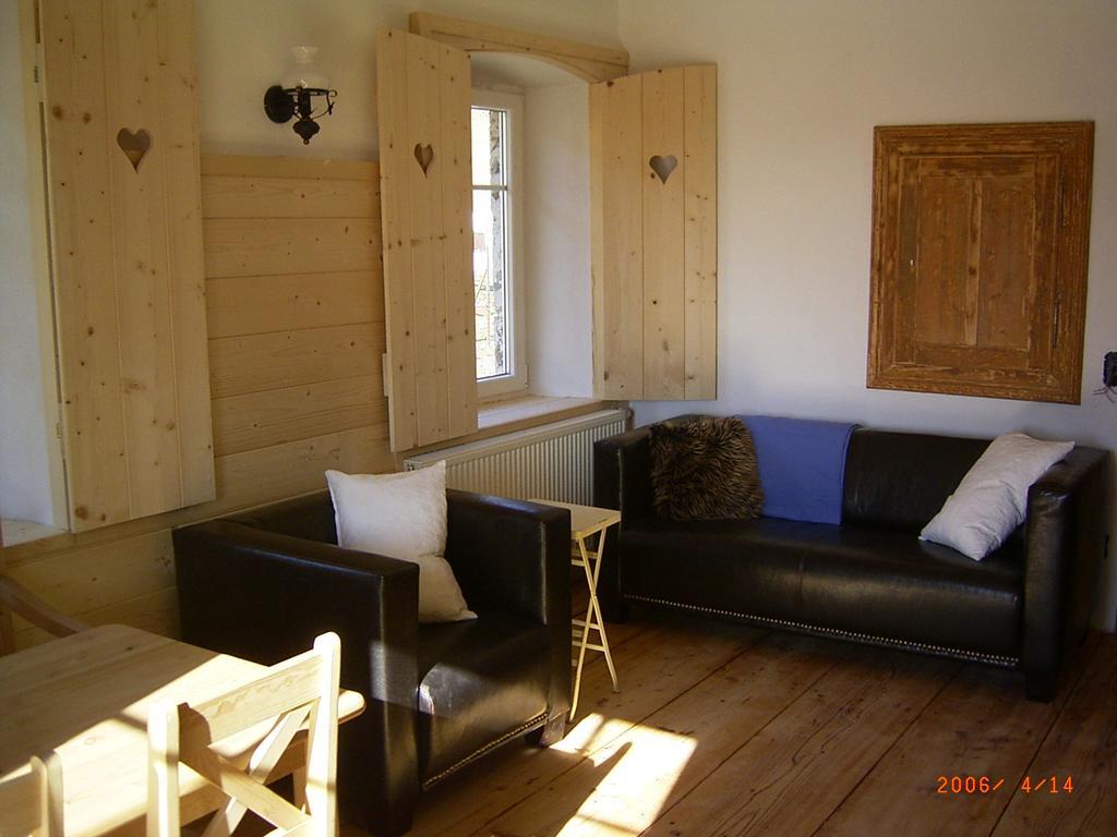 Landhof Schober Appartementen Weissbriach Ruang foto