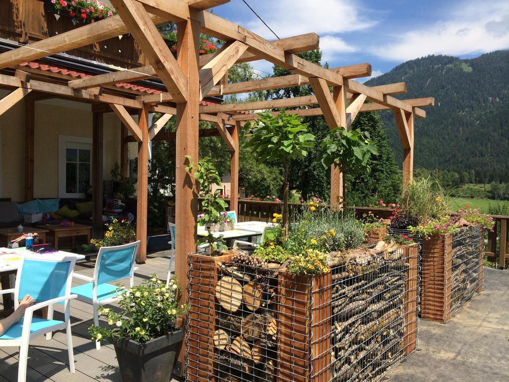 Landhof Schober Appartementen Weissbriach Bagian luar foto